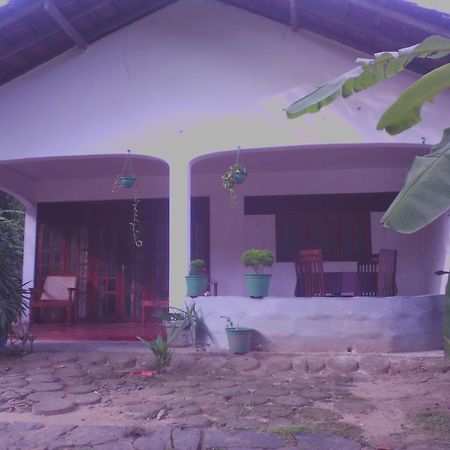 Amal Homestay Tangalle Exterior photo